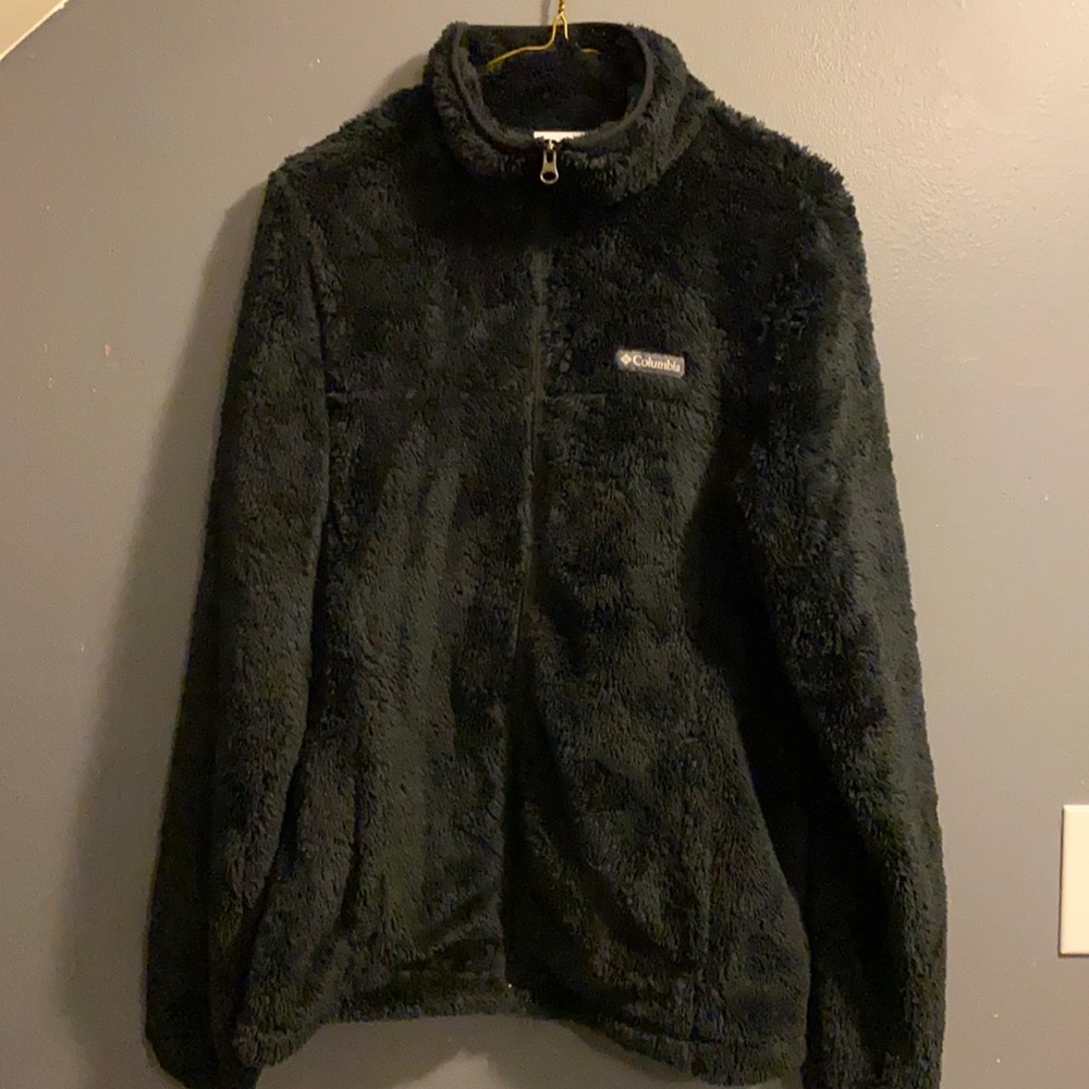Columbia jacket. Super soft and fuzzy. Never worn